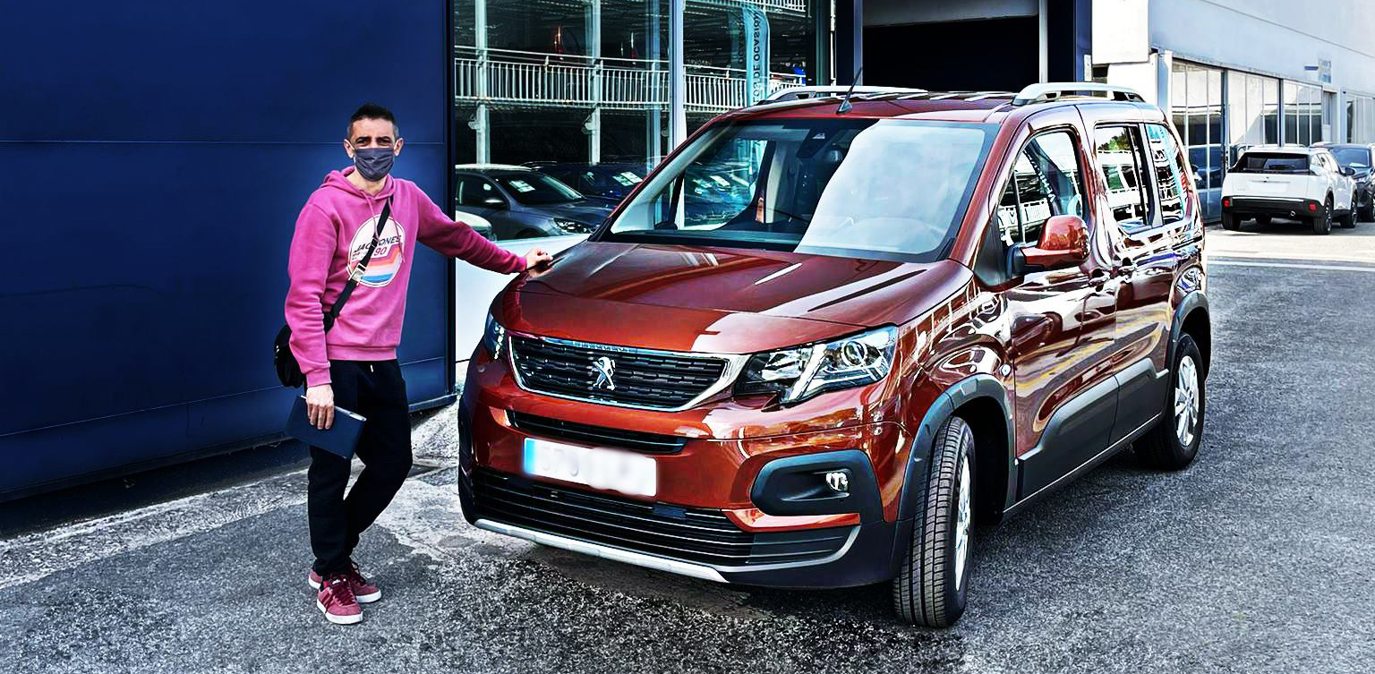 Vehículo Nuevo listo para la entrega Navarra Peugeot Rifter Diésel